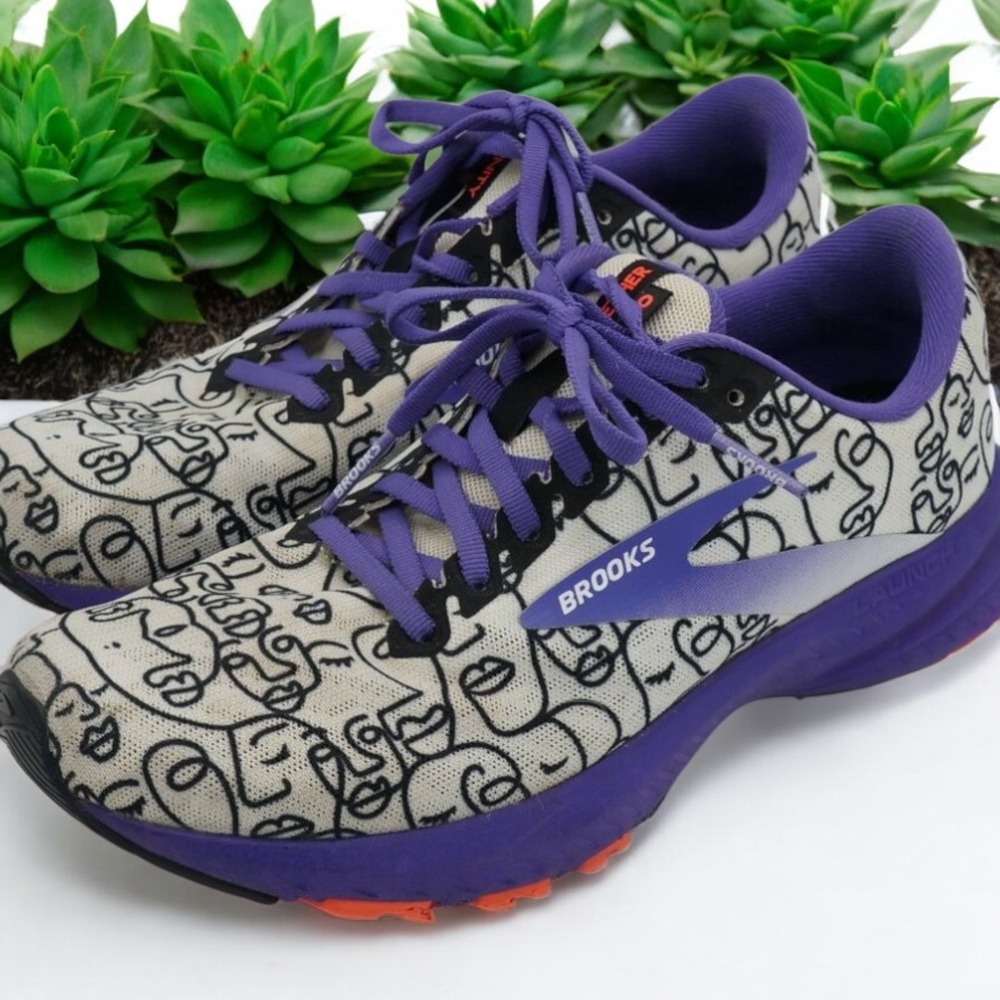 Brooks Purple and Black Graphic Athletic Shoes
